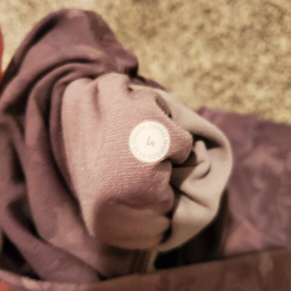 Lululemon Align Crop Leggings Rejuvenate Dark Chrome Multi 4 - Picture 5 of 5